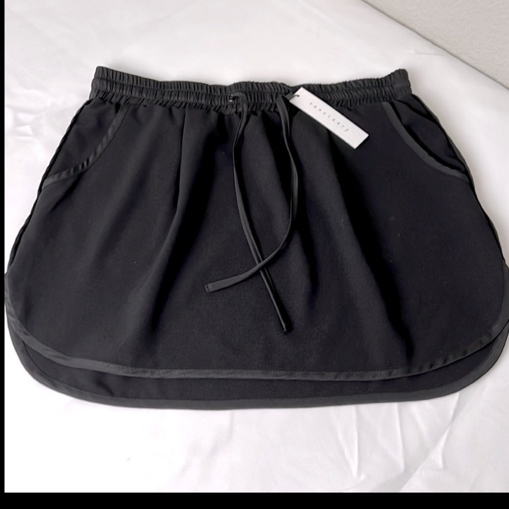 NWT! Sanctuary Drawstring Sporty Mini Skirt Pockets Satiny Trim Flowy